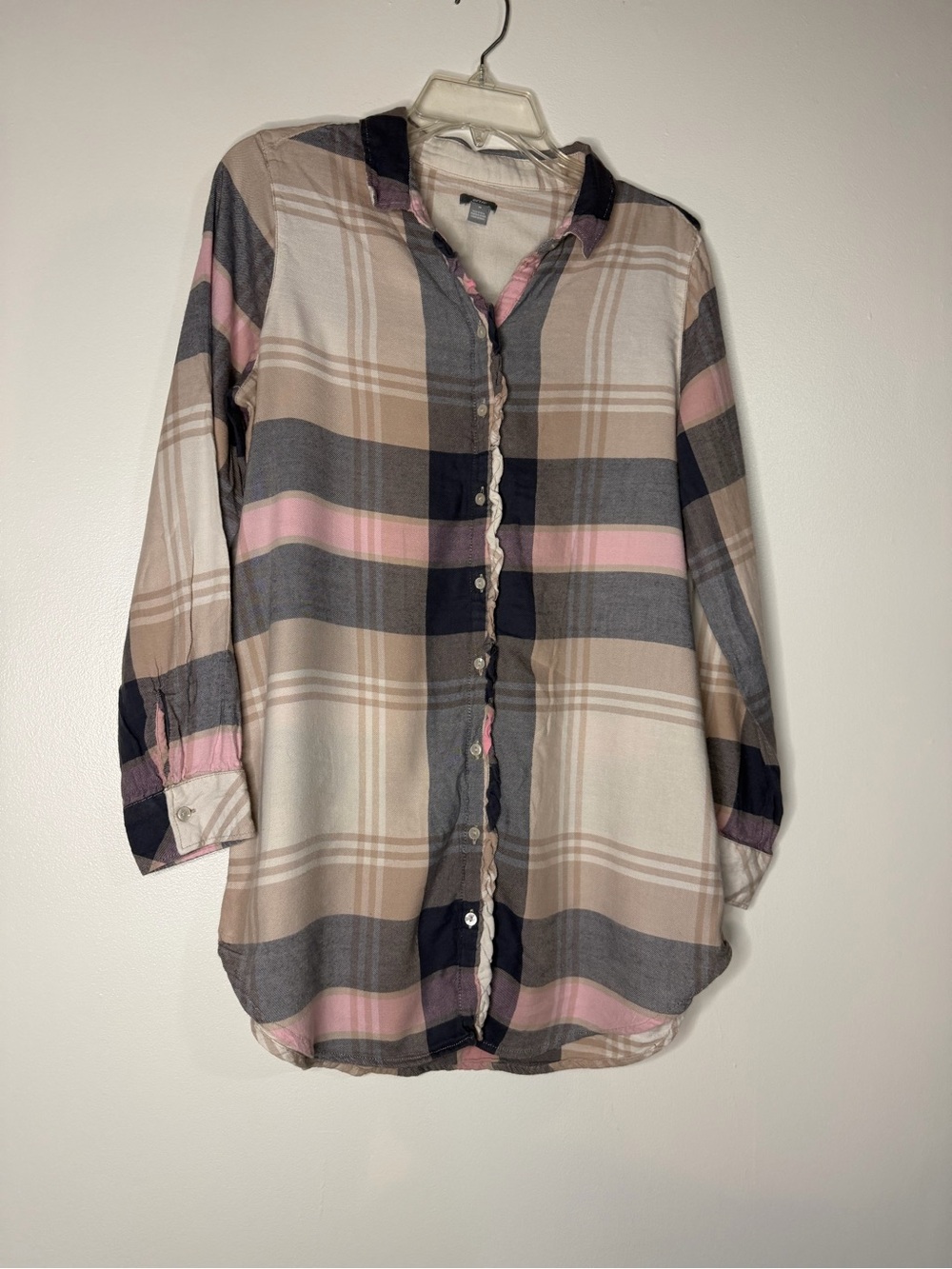 aerie Plaid Button-Down Shirt in Beige, Gray & Pink